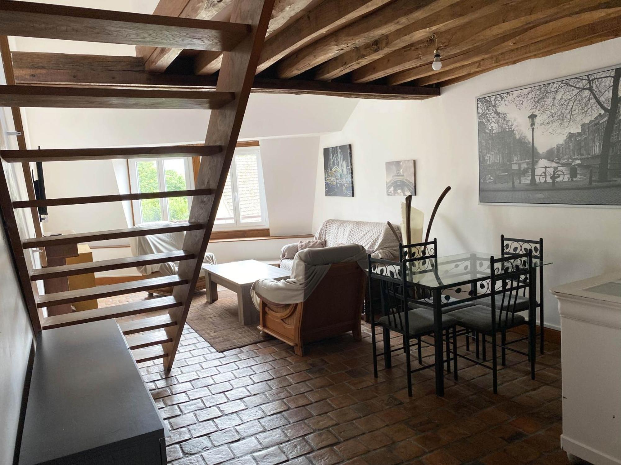 Appartement Tout Confort En Centre-Ville Cosne-Cours-Sur-Loire Екстер'єр фото