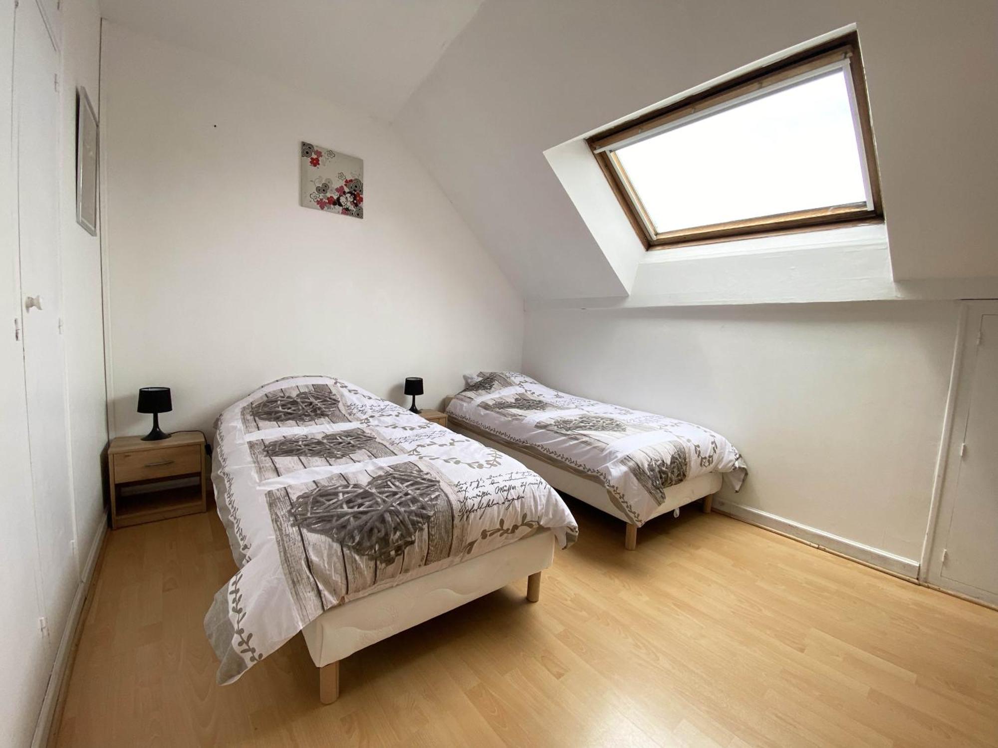 Appartement Tout Confort En Centre-Ville Cosne-Cours-Sur-Loire Екстер'єр фото